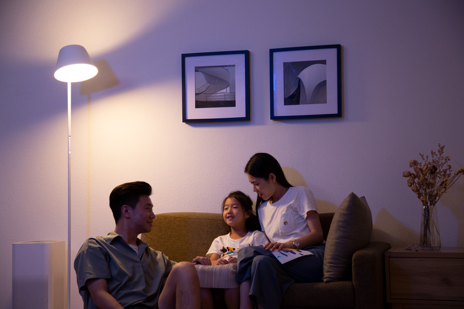 » Staria Nachttischleuchte Pro